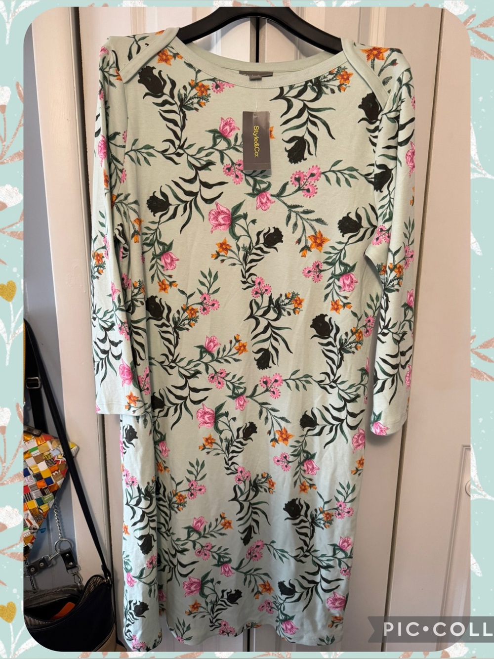 Floral Mint Green 3/4 Sleeve Dress